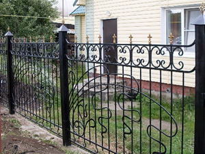 кованные сварные заборы 