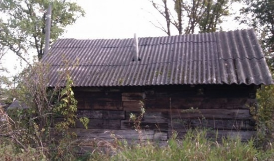 сарай из шпал